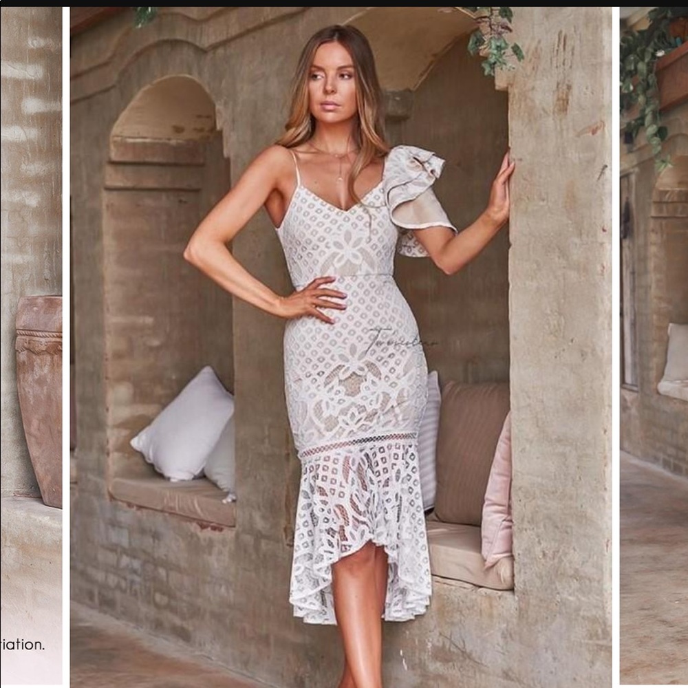 🎉2x HOST PICK🎉 Jaus Hillary Dress